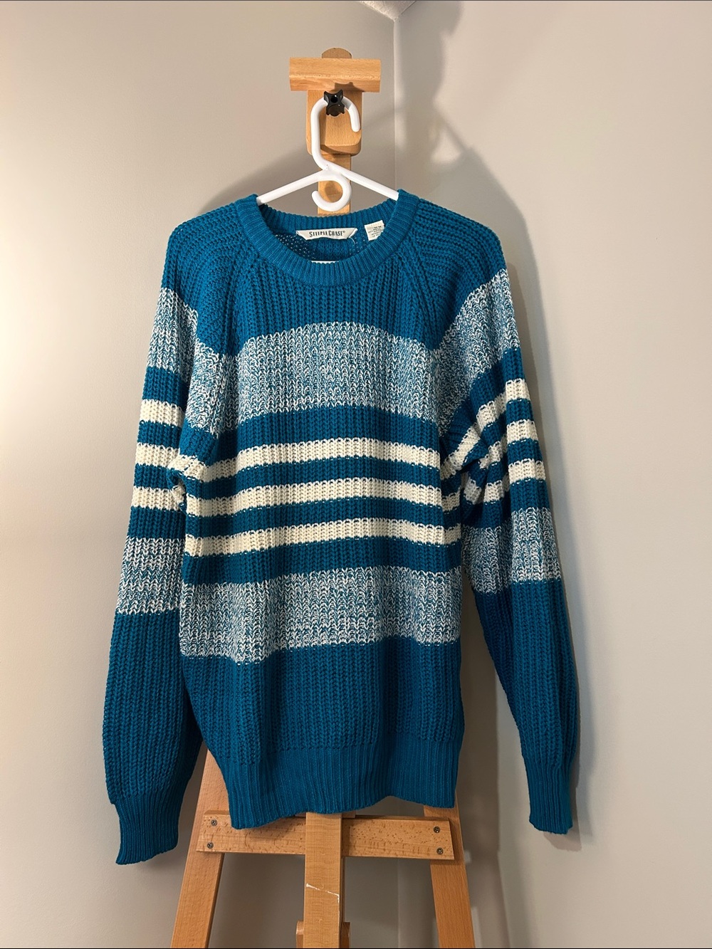VINTAGE | Steeple Chase | Men’s Knit Sweater in Blue | Size M